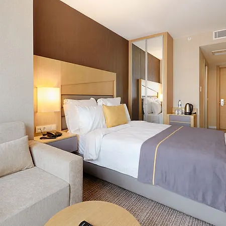 Kordon Pasaport Otel 4*