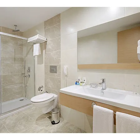 Kordon Pasaport Otel 4*